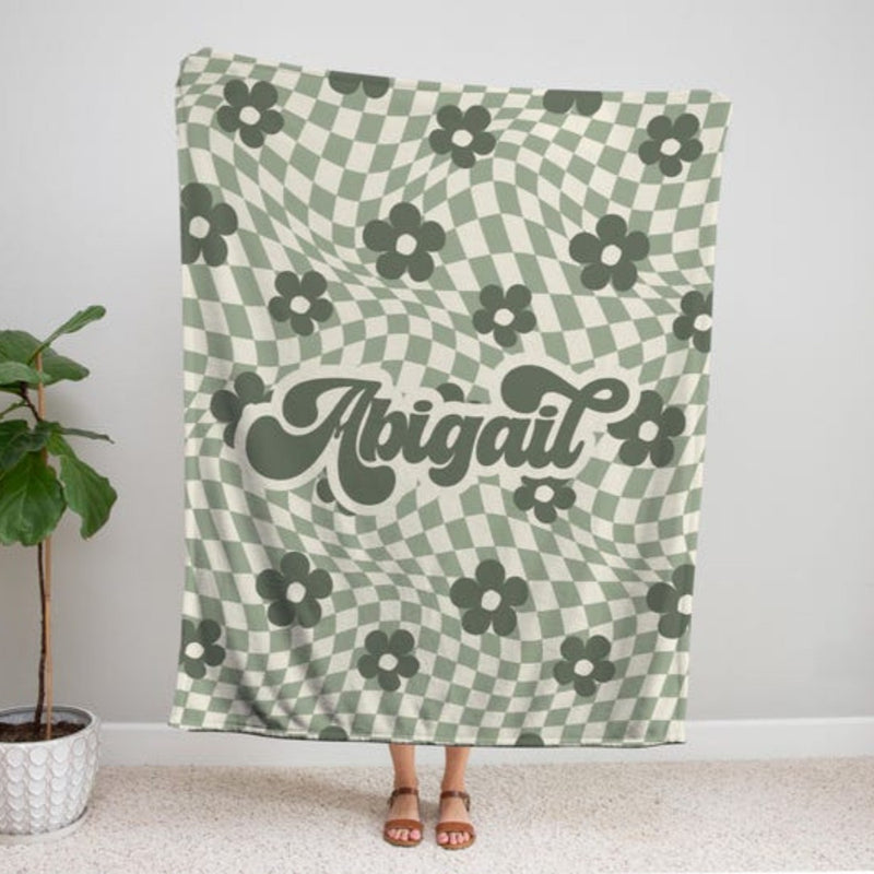 Personalized Blanket With Name, Super Soft Premium Fleece Blanket for Kids and Adults - Unique Gift for Birthday, Baby Shower, Christmas, House Warming, Valentine's day